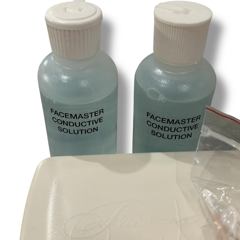 Suzanne Somers Beverly Hills Facemaster ORIGINAL Facial Toning System - Picture 6 of 8